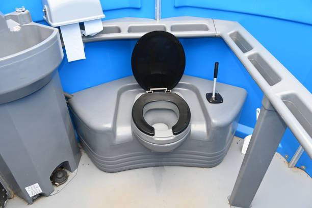 Best Affordable porta potty rental  in Southport, IN