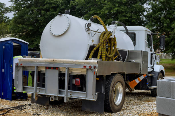 Best Affordable porta potty rental  in Southport, IN